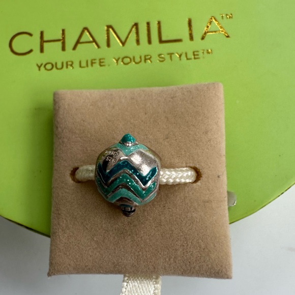 Chamilia bead - Picture 1 of 2
